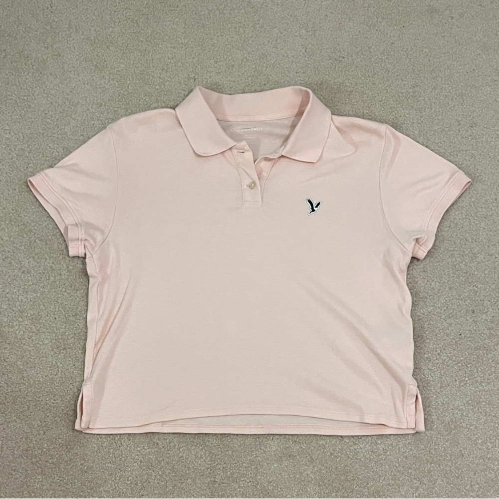 American Eagle Cropped Light Pink Shirt